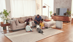 A family wondering how an air purifier impacts pets.